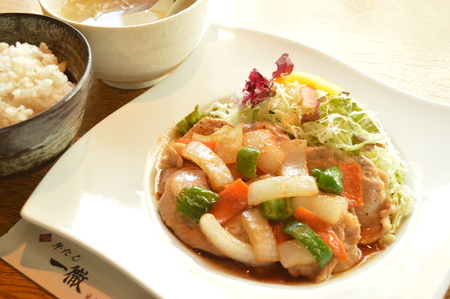 豚ロースの生姜焼定食